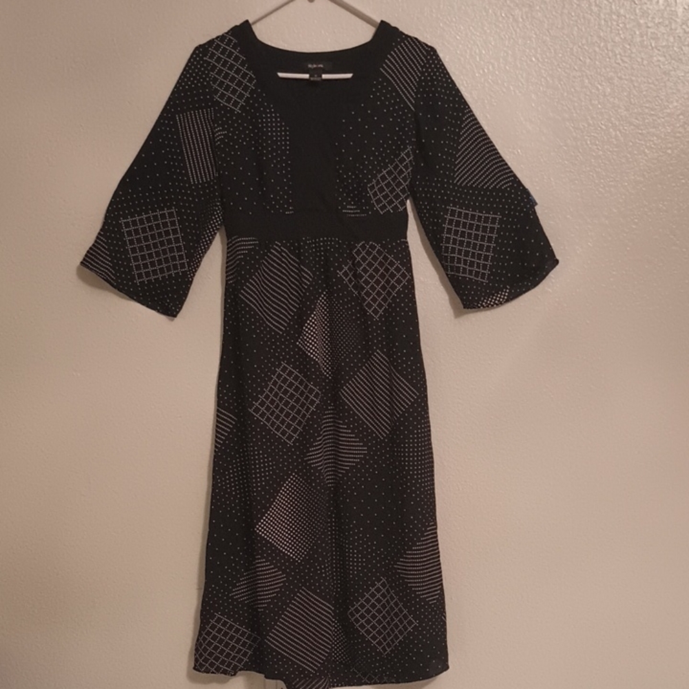 Elegant Black Patterned Dress Size 12